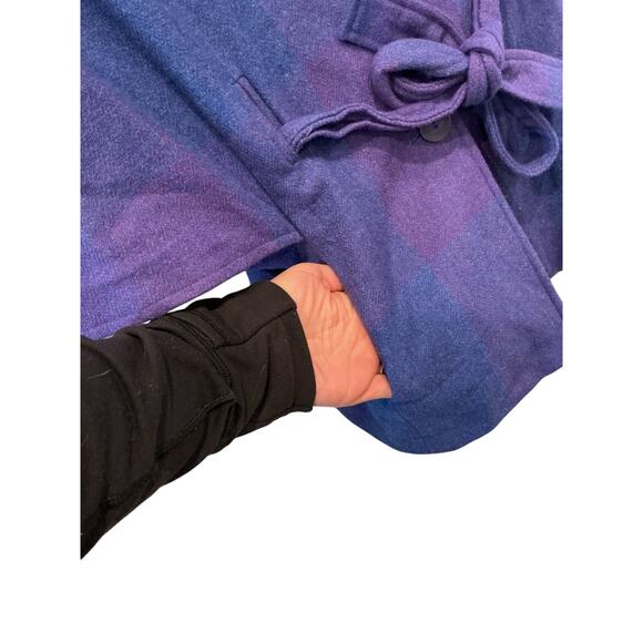 Triona Design Ireland Aoife Irish Tweed Cape Size Small Purple Square Irish Wool - Picture 12 of 15